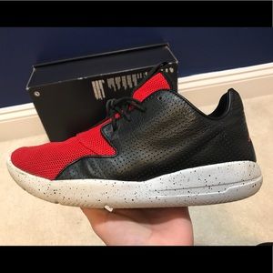 Jordan Eclipse red and black Oreo sole Size: 7